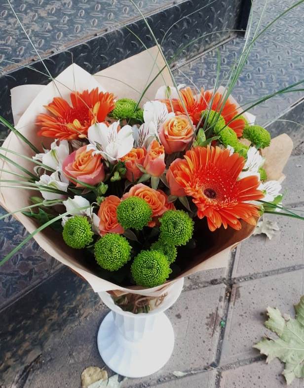 Букет цветов из: Герберы, Хризантемы, Альстромерии и Розы в Федоровка Тульская область