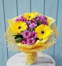 Букет цветов из:  Хризантемы и Герберы в Федоровка Тульская область