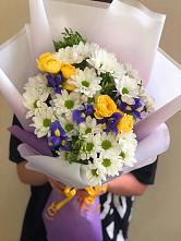 Букет цветов из:  Ирисы, Хризантемы и Розы #REPLACE_PRED# Федоровка Тульская область