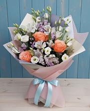 Букет цветов из:  Лизиантусы, Розы, Альстромерии и Гипсофила в Федоровка Тульская область