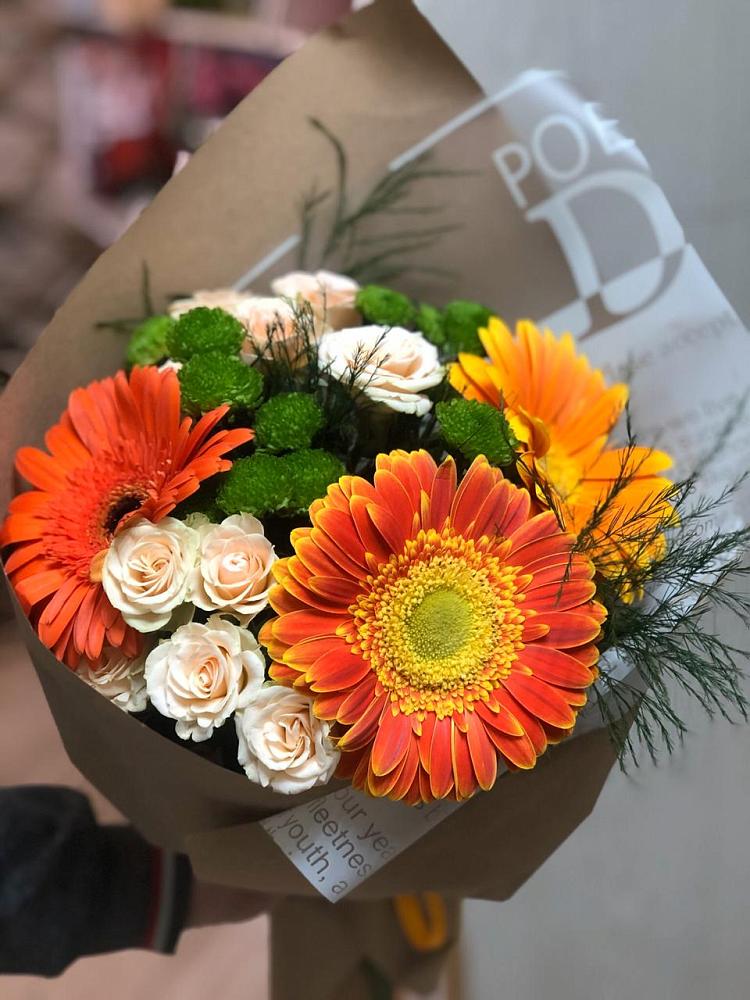 Букет цветов из: Герберы, Хризантемы и Розы в Федоровка Тульская область